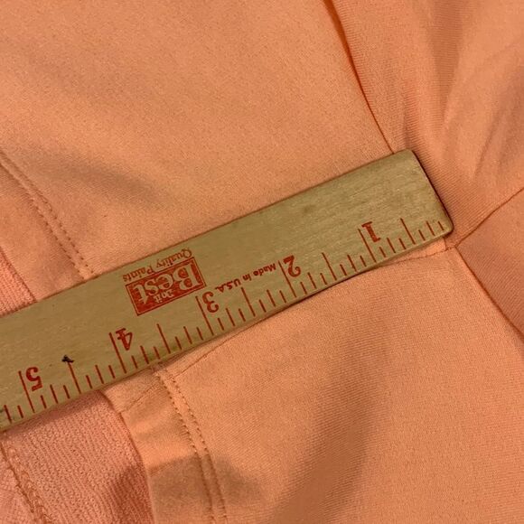 Nine West Active Size Medium Athletic shorts peach color with drawstring waist - Picture 7 of 8